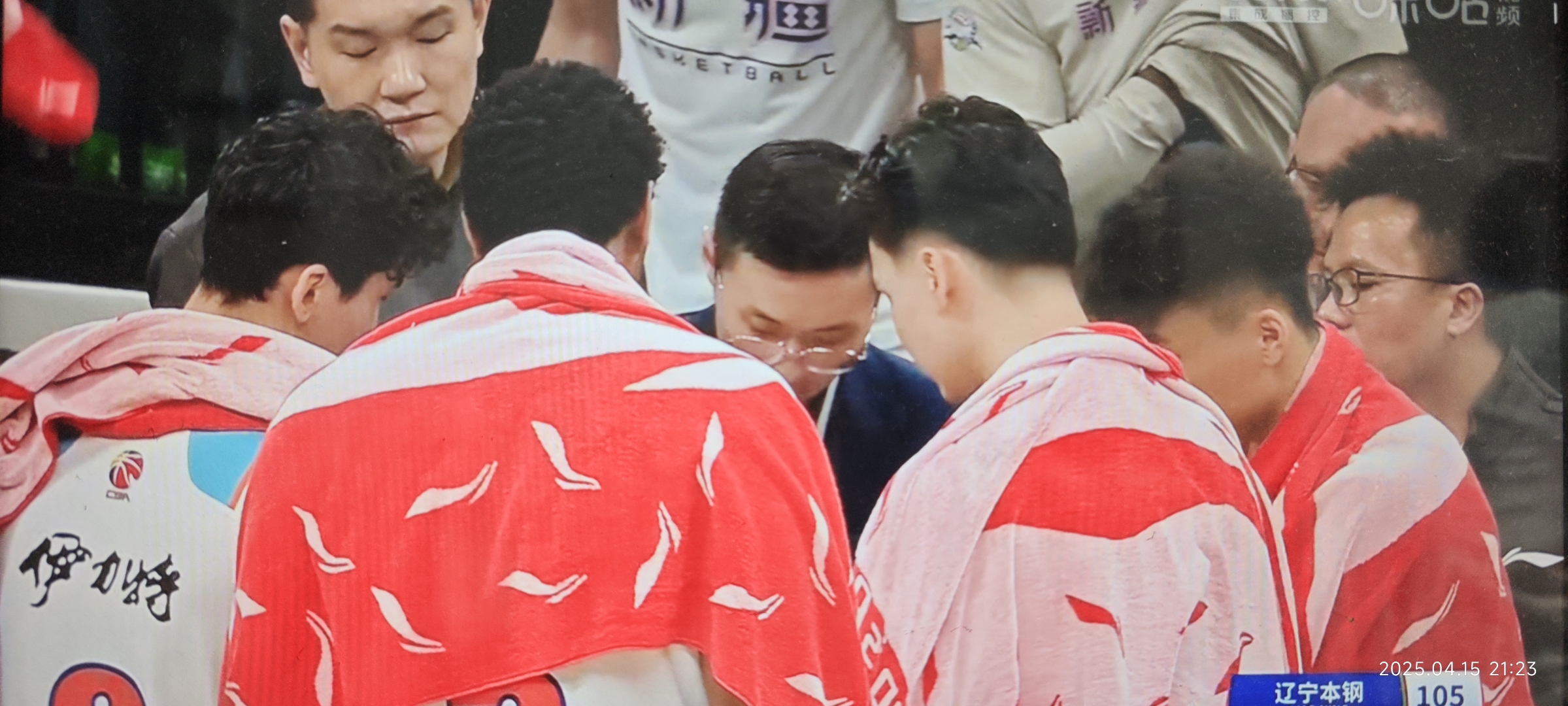 关键时刻CBA季后赛焦点战,圣安东尼奥马刺伤情更新,悬念犹存,球队文化再被提及(马刺4比1吊打热火) 关键时刻CBA季后赛焦点战,圣安东尼奥马刺伤情更新,悬念犹存,球队文化再被提及(马刺4比1吊打热火)