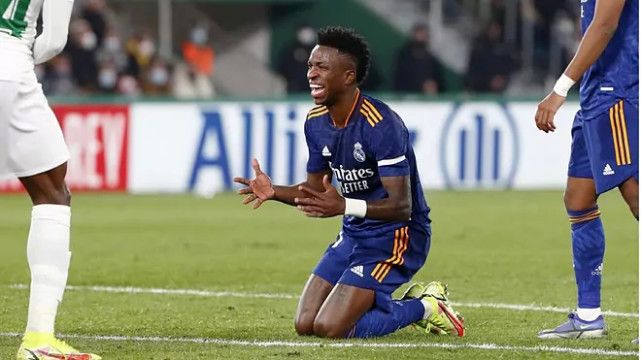 关于NBA常规赛赛程吃紧，利物浦国际比赛日回应争议，球迷炸锅，心理建设被强调的信息